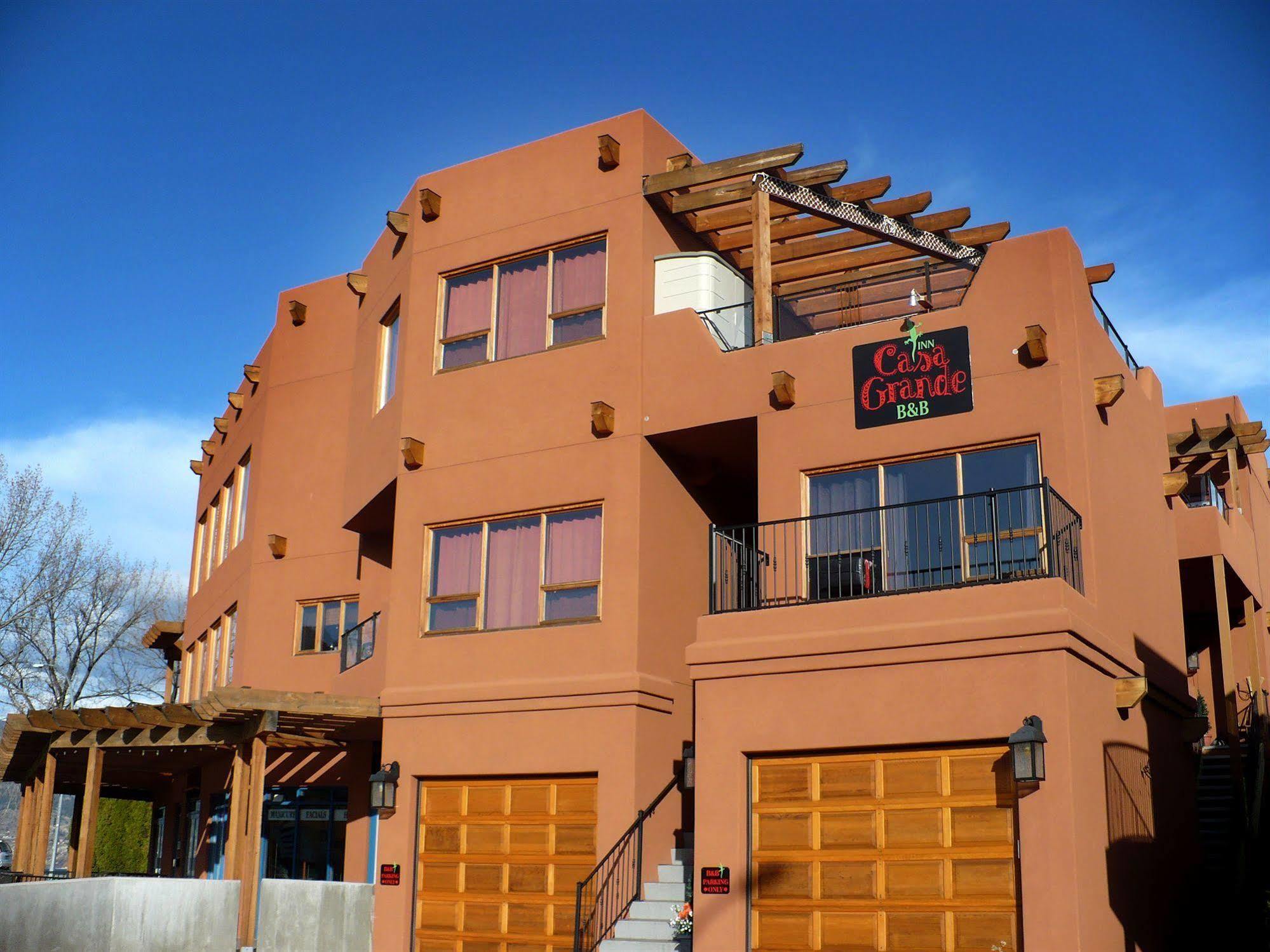 Casa Grande Inn & Suites Penticton Exterior foto